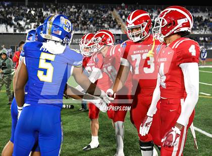 Thumbnail 3 in Serra vs. Mater Dei (CIF State Open Final) photogallery.