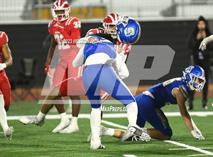 Thumbnail 2 in Serra vs. Mater Dei (CIF State Open Final) photogallery.