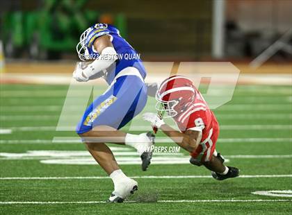 Thumbnail 3 in Serra vs. Mater Dei (CIF State Open Final) photogallery.
