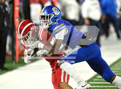 Thumbnail 3 in Serra vs. Mater Dei (CIF State Open Final) photogallery.