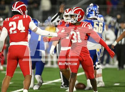 Thumbnail 3 in Serra vs. Mater Dei (CIF State Open Final) photogallery.