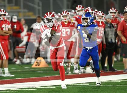 Thumbnail 2 in Serra vs. Mater Dei (CIF State Open Final) photogallery.