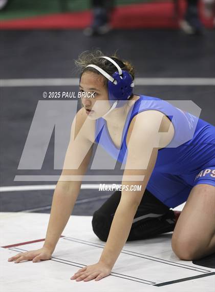 Thumbnail 3 in UIL Girls Wrestling Region 4 Finals (Day 2) photogallery.