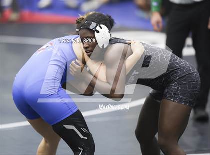 Thumbnail 3 in UIL Girls Wrestling Region 4 Finals (Day 2) photogallery.