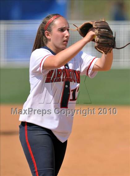 Thumbnail 1 in La Salle vs. Marymount (CIF SS D6 Final) photogallery.