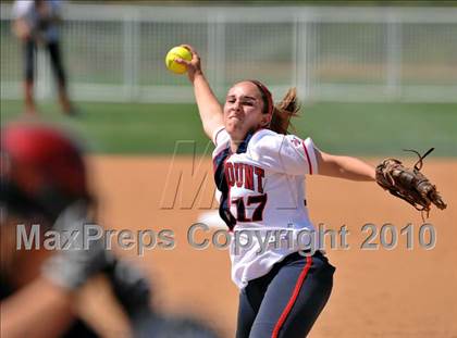 Thumbnail 2 in La Salle vs. Marymount (CIF SS D6 Final) photogallery.