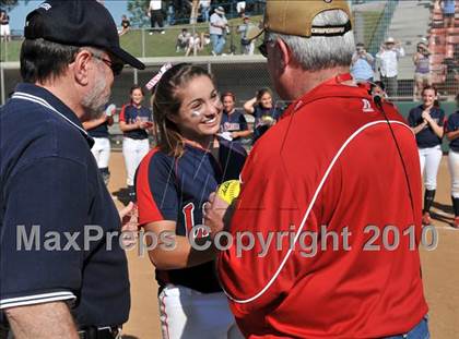 Thumbnail 2 in La Salle vs. Marymount (CIF SS D6 Final) photogallery.