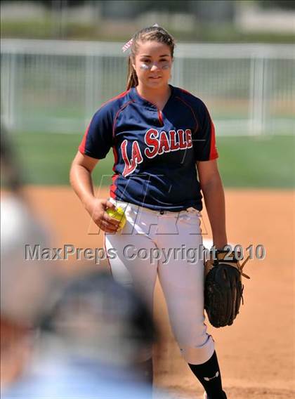 Thumbnail 1 in La Salle vs. Marymount (CIF SS D6 Final) photogallery.