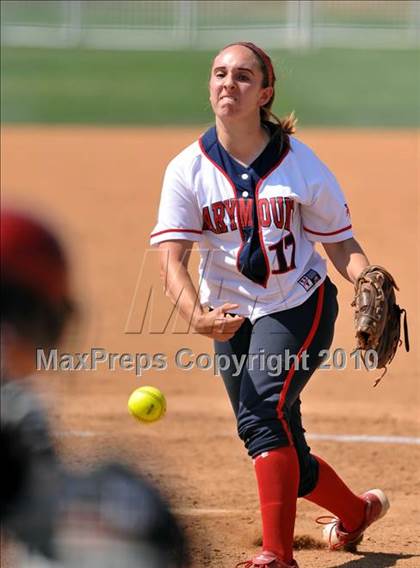 Thumbnail 1 in La Salle vs. Marymount (CIF SS D6 Final) photogallery.
