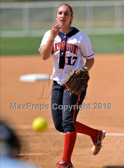 Thumbnail 1 in La Salle vs. Marymount (CIF SS D6 Final) photogallery.