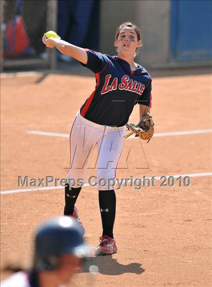 Thumbnail 2 in La Salle vs. Marymount (CIF SS D6 Final) photogallery.