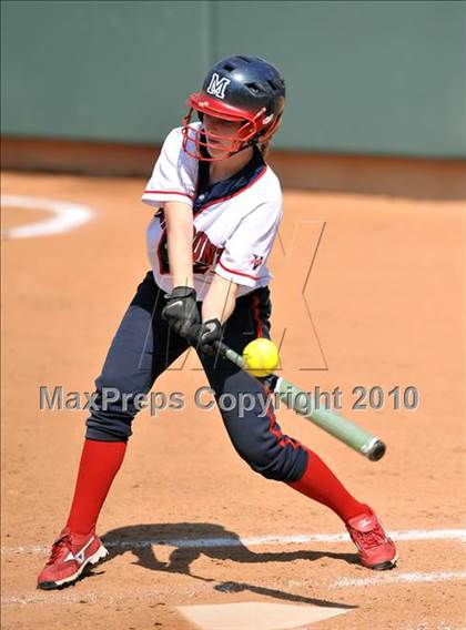 Thumbnail 3 in La Salle vs. Marymount (CIF SS D6 Final) photogallery.