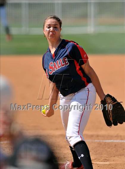 Thumbnail 1 in La Salle vs. Marymount (CIF SS D6 Final) photogallery.