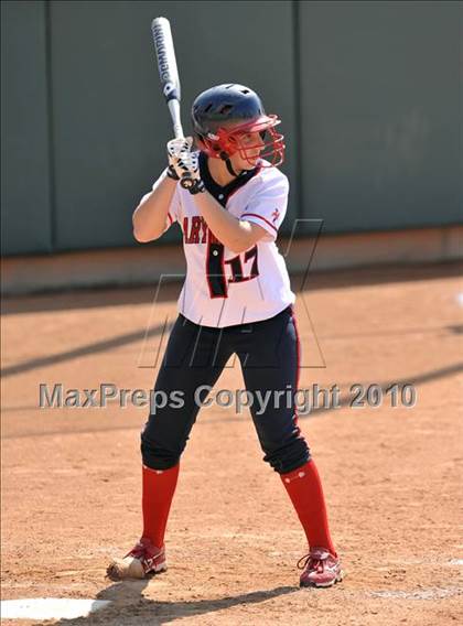 Thumbnail 2 in La Salle vs. Marymount (CIF SS D6 Final) photogallery.