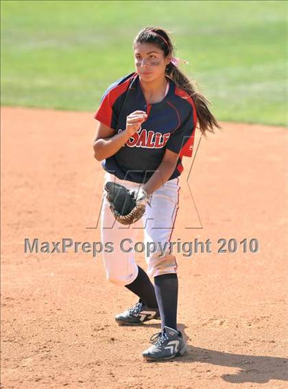 Thumbnail 1 in La Salle vs. Marymount (CIF SS D6 Final) photogallery.