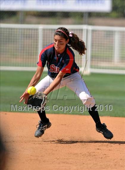 Thumbnail 3 in La Salle vs. Marymount (CIF SS D6 Final) photogallery.
