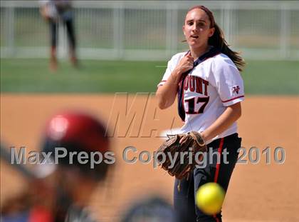 Thumbnail 1 in La Salle vs. Marymount (CIF SS D6 Final) photogallery.