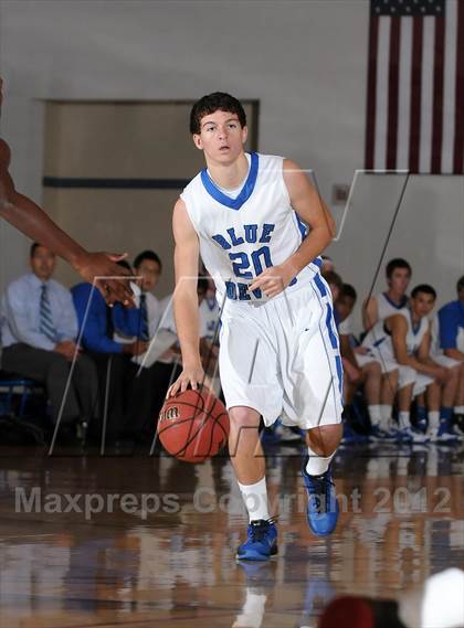 Thumbnail 2 in Wood vs. Davis (Les Curry Invitational) photogallery.