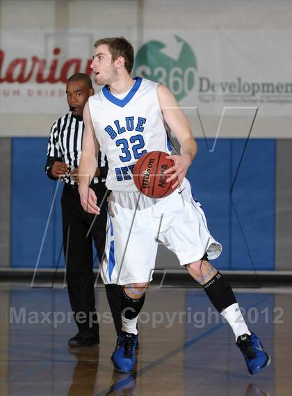 Thumbnail 3 in Wood vs. Davis (Les Curry Invitational) photogallery.
