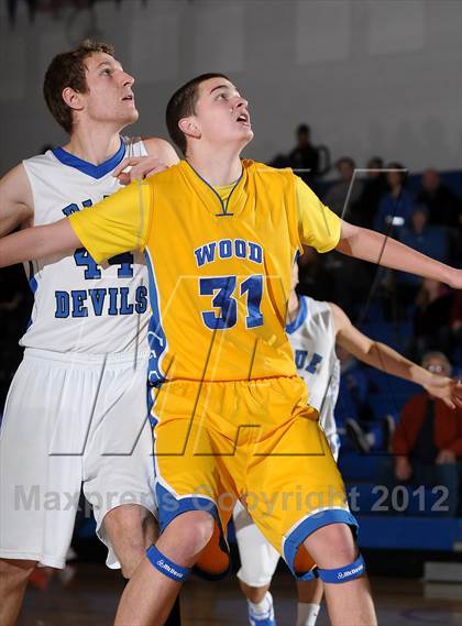 Thumbnail 3 in Wood vs. Davis (Les Curry Invitational) photogallery.