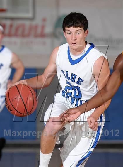 Thumbnail 3 in Wood vs. Davis (Les Curry Invitational) photogallery.