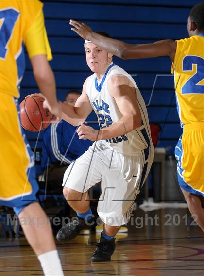 Thumbnail 3 in Wood vs. Davis (Les Curry Invitational) photogallery.