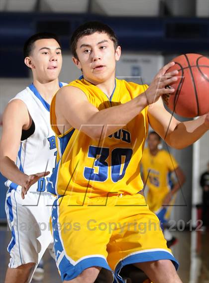 Thumbnail 3 in Wood vs. Davis (Les Curry Invitational) photogallery.