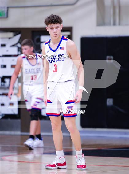 Thumbnail 1 in Immanuel vs. Sunnyside photogallery.