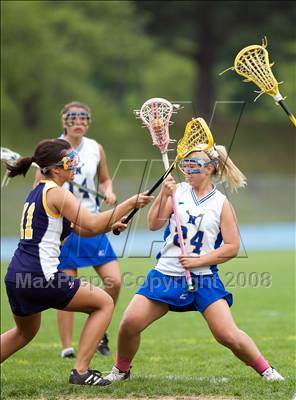 Thumbnail 1 in Mercy @ Newtown (CIAC Division I 1st round) photogallery.