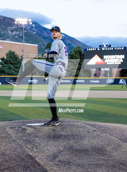 Thumbnail 1 in Lehi vs. Riverton (UHSAA 6A Bracket Play) photogallery.
