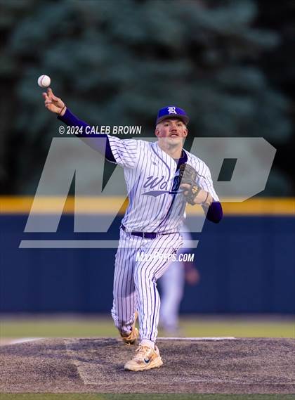 Thumbnail 1 in Lehi vs. Riverton (UHSAA 6A Bracket Play) photogallery.
