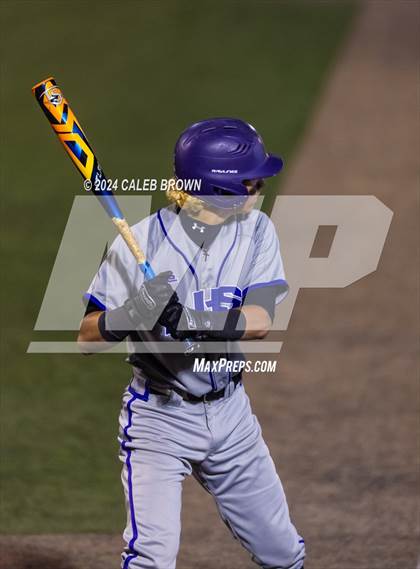Thumbnail 1 in Lehi vs. Riverton (UHSAA 6A Bracket Play) photogallery.