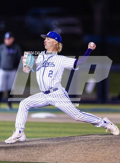 Thumbnail 3 in Lehi vs. Riverton (UHSAA 6A Bracket Play) photogallery.