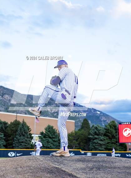 Thumbnail 2 in Lehi vs. Riverton (UHSAA 6A Bracket Play) photogallery.