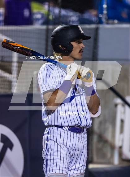 Thumbnail 2 in Lehi vs. Riverton (UHSAA 6A Bracket Play) photogallery.