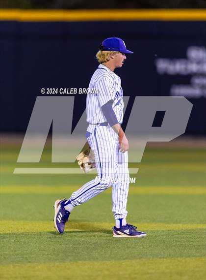 Thumbnail 1 in Lehi vs. Riverton (UHSAA 6A Bracket Play) photogallery.