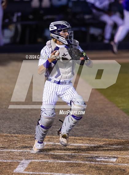 Thumbnail 1 in Lehi vs. Riverton (UHSAA 6A Bracket Play) photogallery.