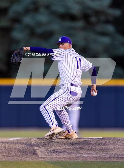 Thumbnail 2 in Lehi vs. Riverton (UHSAA 6A Bracket Play) photogallery.