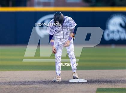 Thumbnail 2 in Lehi vs. Riverton (UHSAA 6A Bracket Play) photogallery.