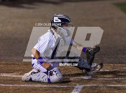 Thumbnail 2 in Lehi vs. Riverton (UHSAA 6A Bracket Play) photogallery.