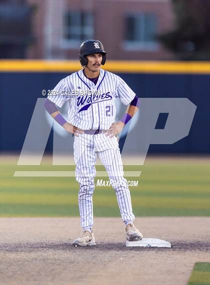 Thumbnail 3 in Lehi vs. Riverton (UHSAA 6A Bracket Play) photogallery.