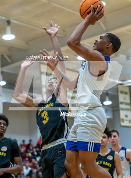 Thumbnail 1 in Moravian Prep vs. Word of God Christian Academy (Hoopstate MLK Classic - Kinston) photogallery.