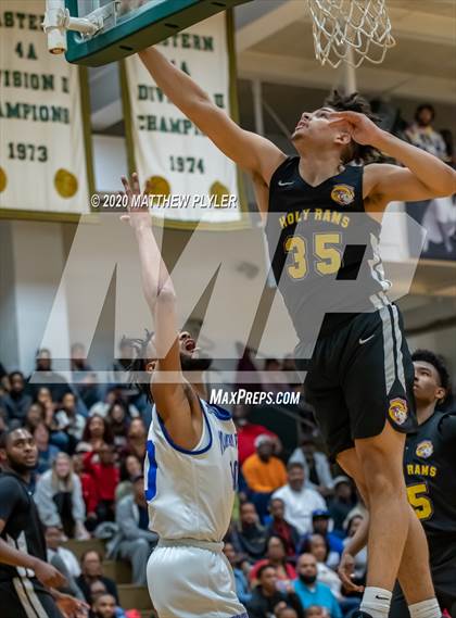 Thumbnail 2 in Moravian Prep vs. Word of God Christian Academy (Hoopstate MLK Classic - Kinston) photogallery.