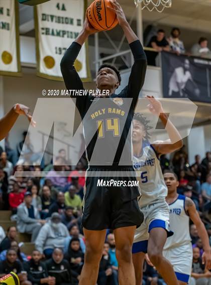 Thumbnail 2 in Moravian Prep vs. Word of God Christian Academy (Hoopstate MLK Classic - Kinston) photogallery.