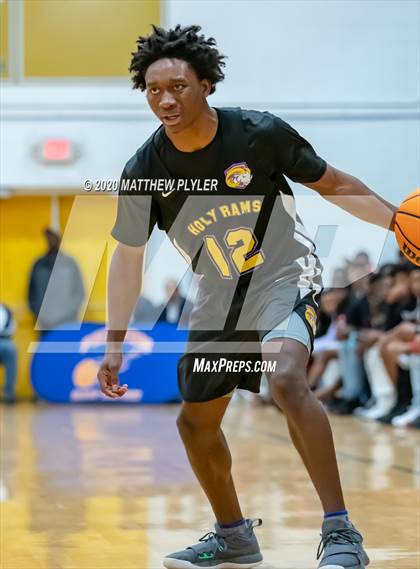Thumbnail 2 in Moravian Prep vs. Word of God Christian Academy (Hoopstate MLK Classic - Kinston) photogallery.