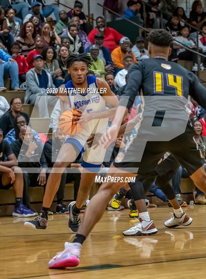 Thumbnail 2 in Moravian Prep vs. Word of God Christian Academy (Hoopstate MLK Classic - Kinston) photogallery.