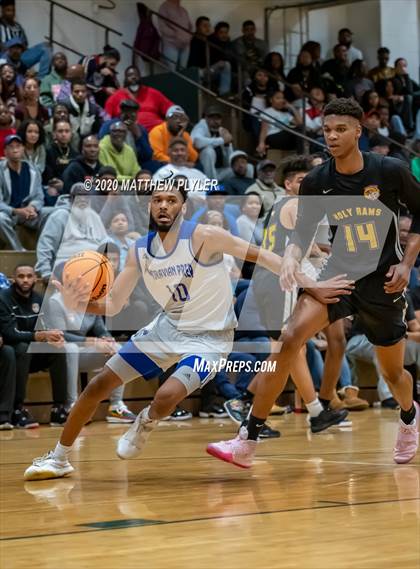 Thumbnail 2 in Moravian Prep vs. Word of God Christian Academy (Hoopstate MLK Classic - Kinston) photogallery.