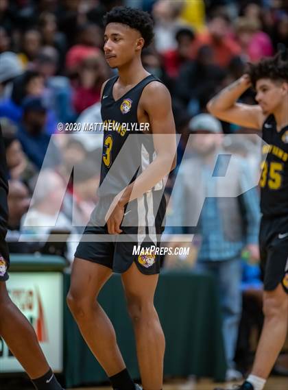 Thumbnail 2 in Moravian Prep vs. Word of God Christian Academy (Hoopstate MLK Classic - Kinston) photogallery.