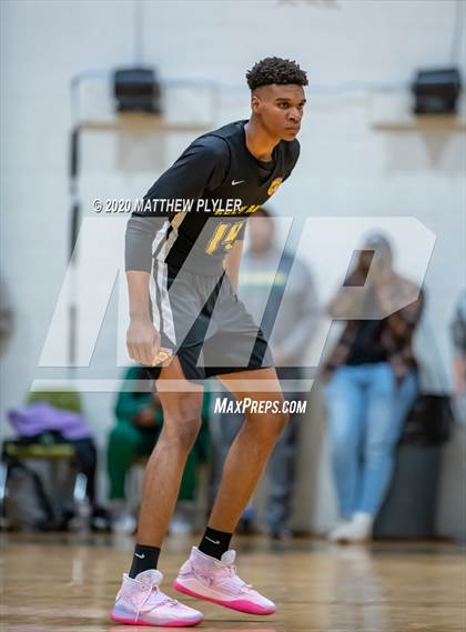 Thumbnail 3 in Moravian Prep vs. Word of God Christian Academy (Hoopstate MLK Classic - Kinston) photogallery.
