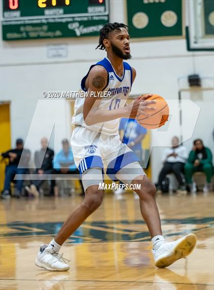 Thumbnail 2 in Moravian Prep vs. Word of God Christian Academy (Hoopstate MLK Classic - Kinston) photogallery.